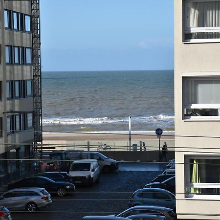 Lichtrijk 2-Slaapkamerappartement Met Zeezicht En Gratis Parking Oostende Dış mekan fotoğraf