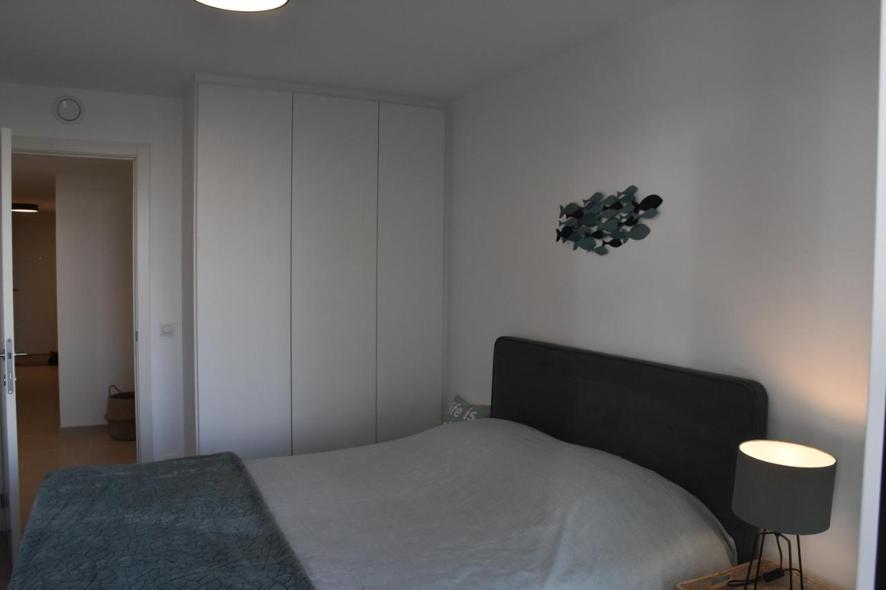 Lichtrijk 2-Slaapkamerappartement Met Zeezicht En Gratis Parking Oostende Dış mekan fotoğraf
