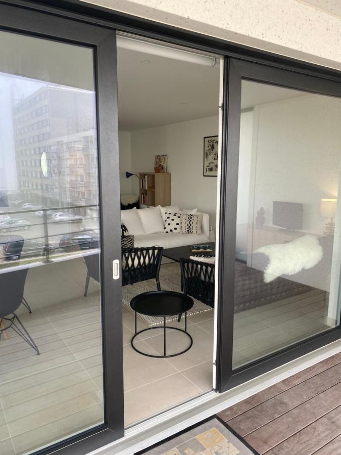 Lichtrijk 2-Slaapkamerappartement Met Zeezicht En Gratis Parking Oostende Dış mekan fotoğraf